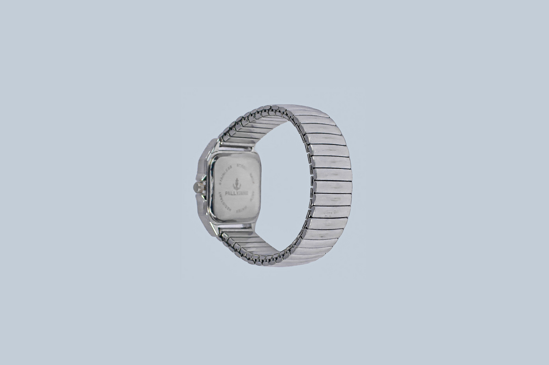 Relógio Feminino Retangular Strass Pulseira Mola Prateado – Quartz